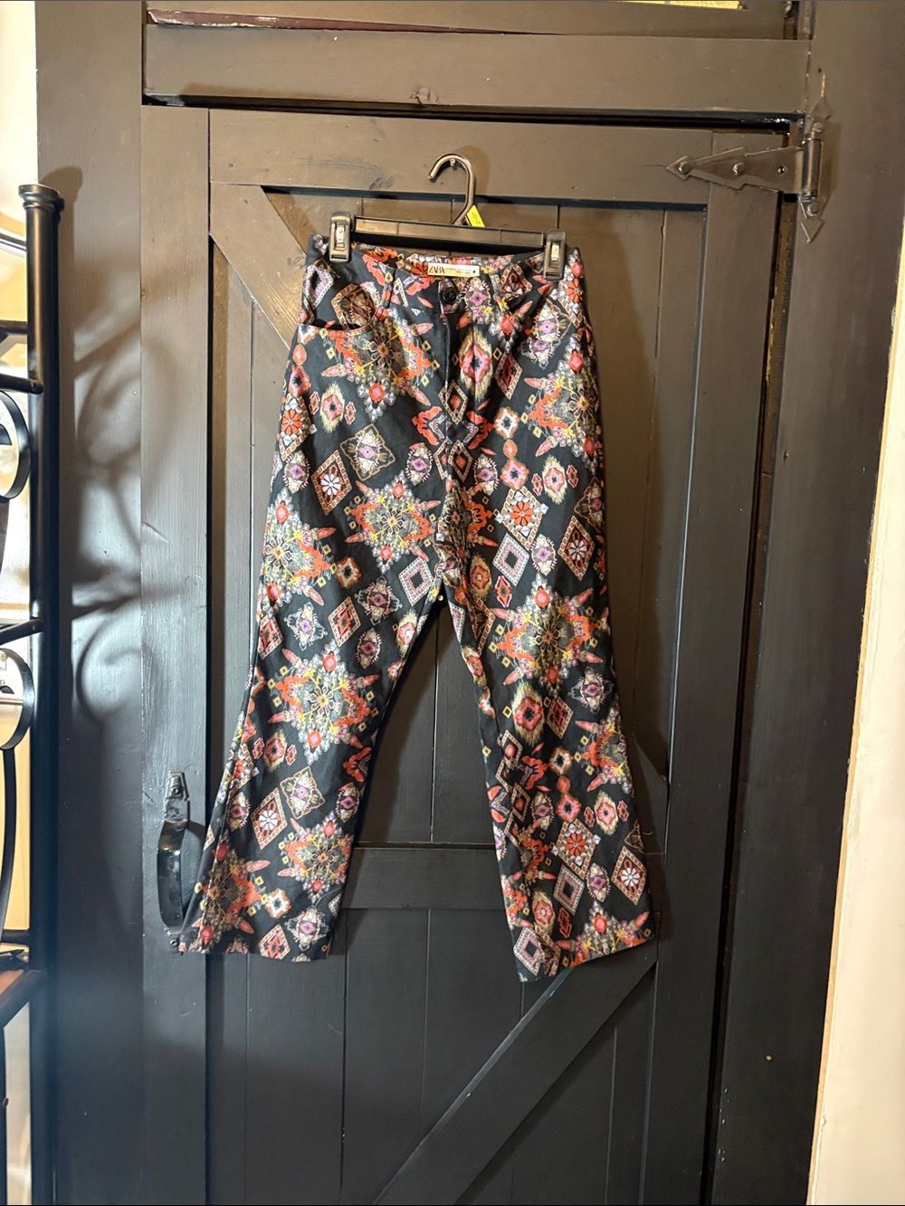Zara Black Pants with Colorful Geometric Floral Print New w/out Tags